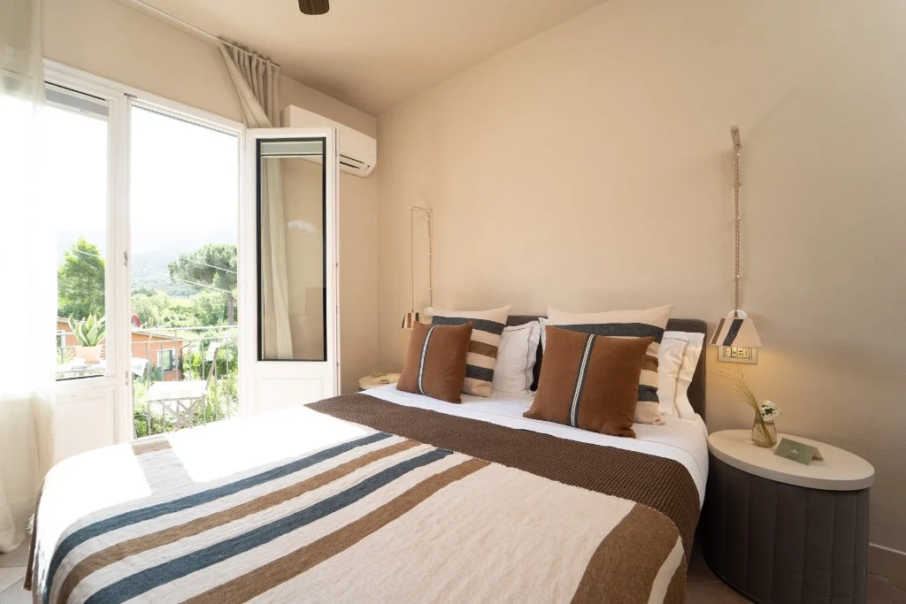 Ponente room