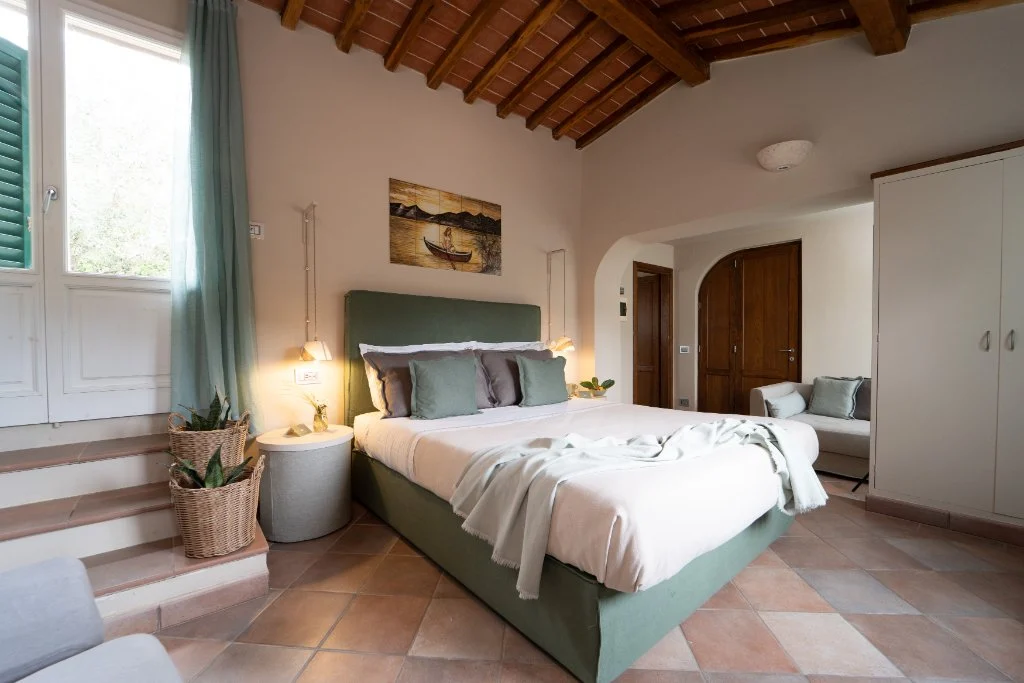 Grecale room