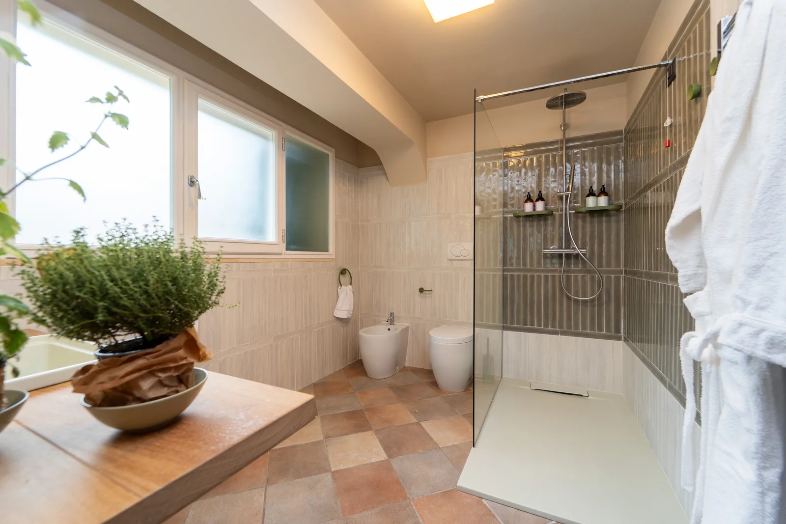 Camera Grecale — bagno