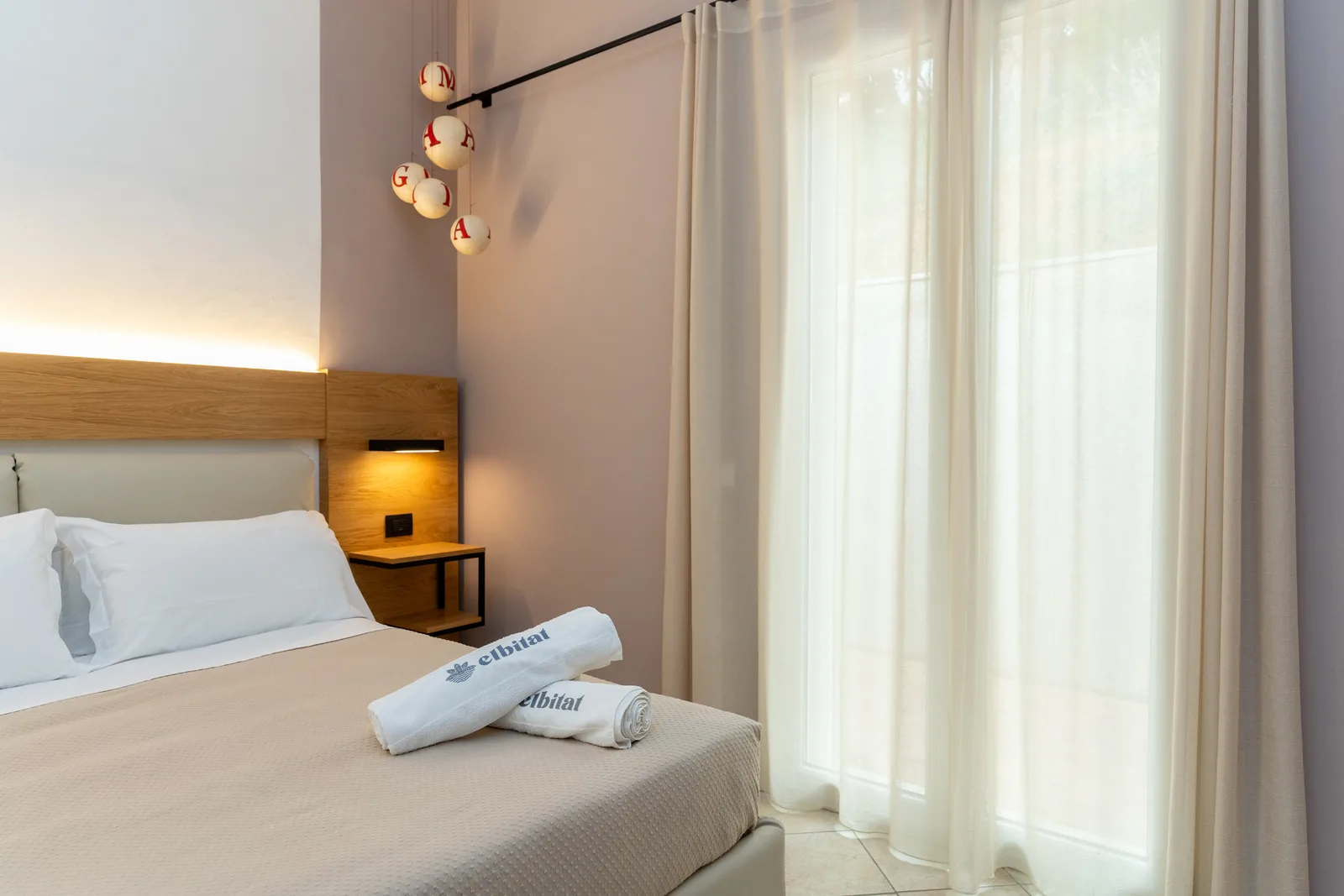 Casa Smeralda — camera da letto